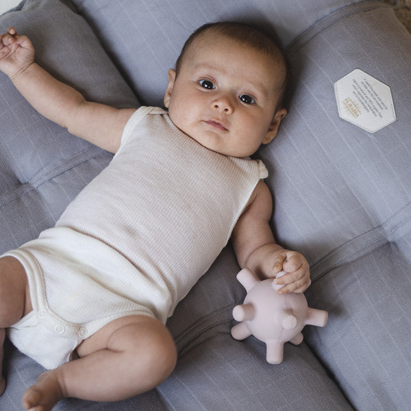 Baby sinnesboll, ljus lavendel